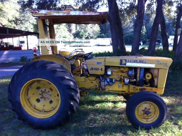 John Deere 401 Bd Tractors photo