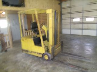 Electric Crown Forklift photo