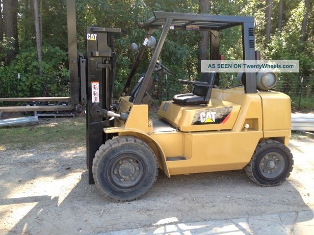 8000lb Cat Forklift Forklifts photo
