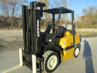 2006 Yale Glp080 Forklift Lift Truck Hilo Fork,  Pneumatic 8,  000lb Lift Hyster photo