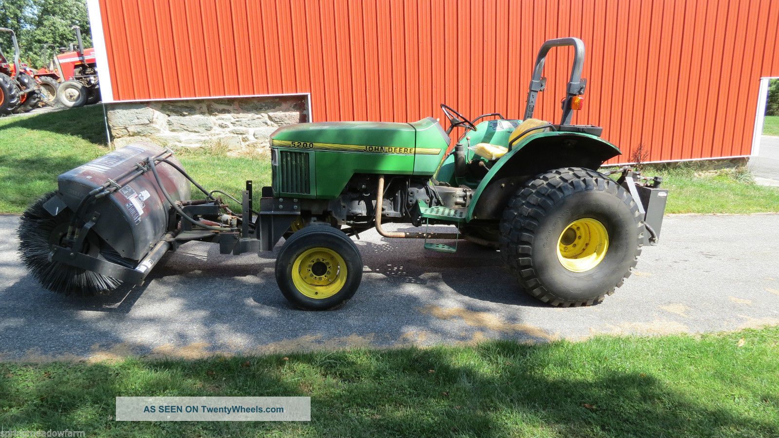 1995 John Deere 5200 Utility Tractor W/ Front Broom 46 Hp Diesel Dual