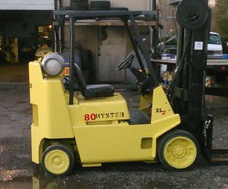 8000lb Hyster Forklift photo