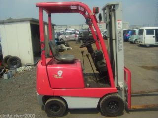 2007 Toyota Compact 2000lb Pneumatic Tire Gas Forklift photo