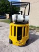 Towmotor T - 30 Forklift Forklifts photo 5