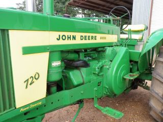John Deere 720 Diesel photo