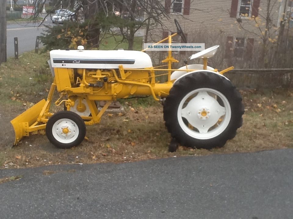 Cub Lo Boy Tractor Antique & Vintage Farm Equip photo
