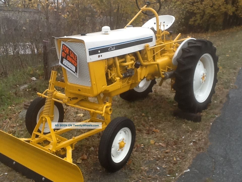 Cub Lo Boy Tractor
