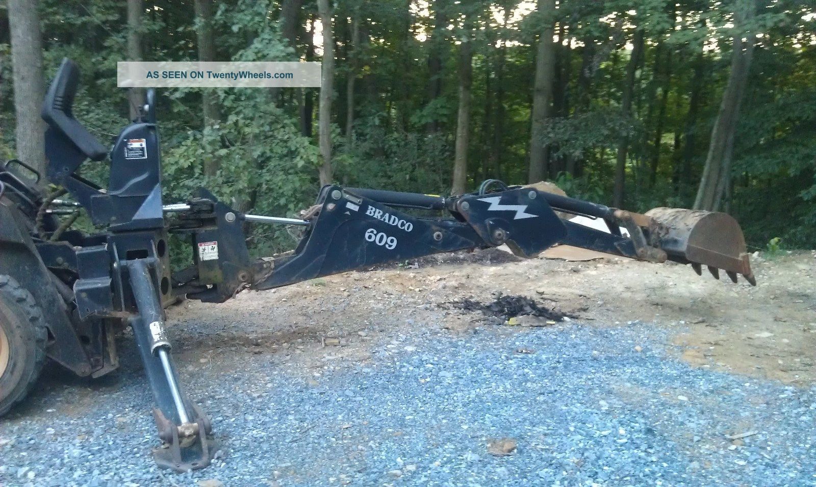 Holland Lx665 Skid Steer With Bucket & Backhoe Attachment