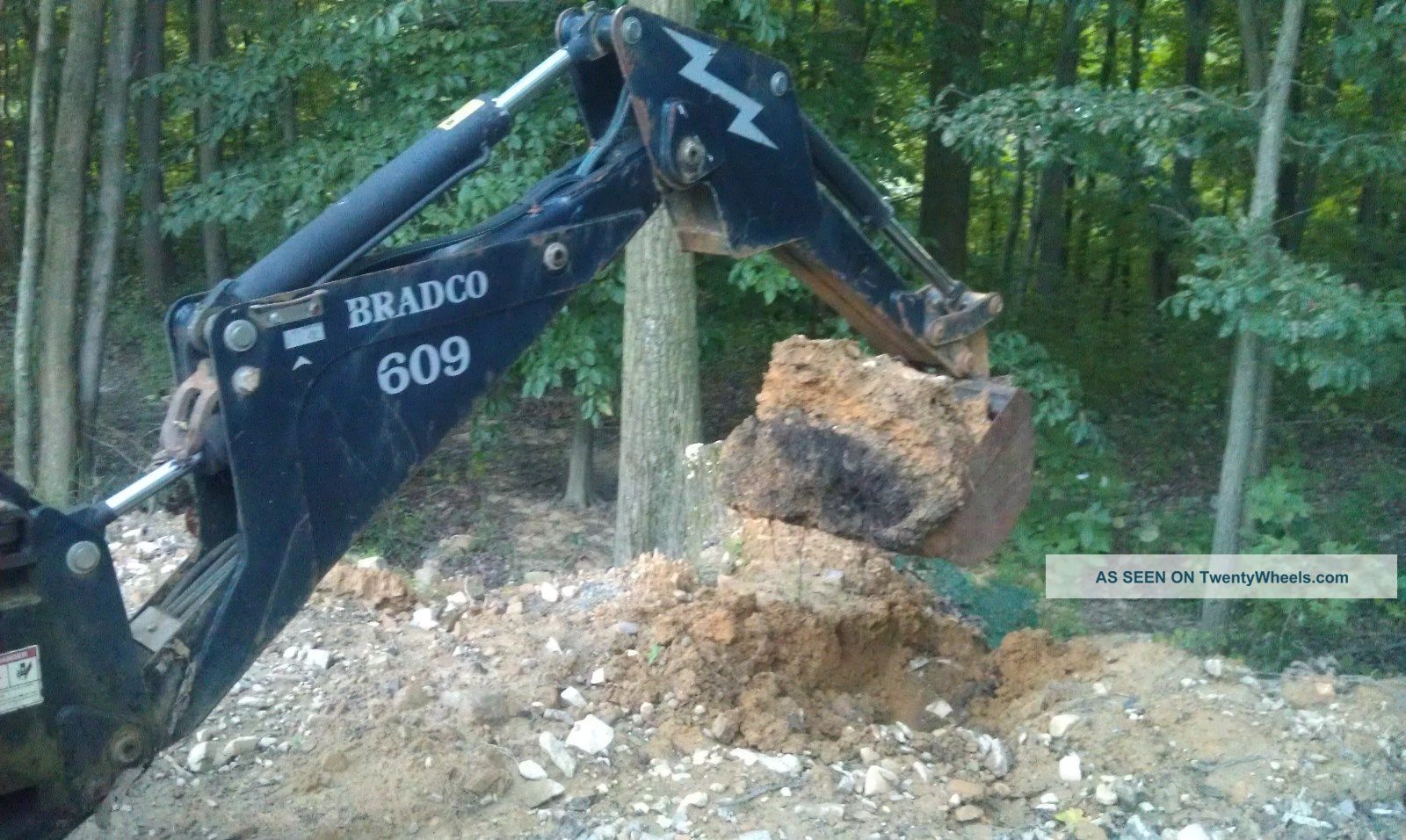 Holland Lx665 Skid Steer With Bucket & Backhoe Attachment