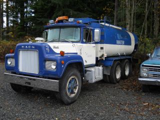 Mack Water Truck photo