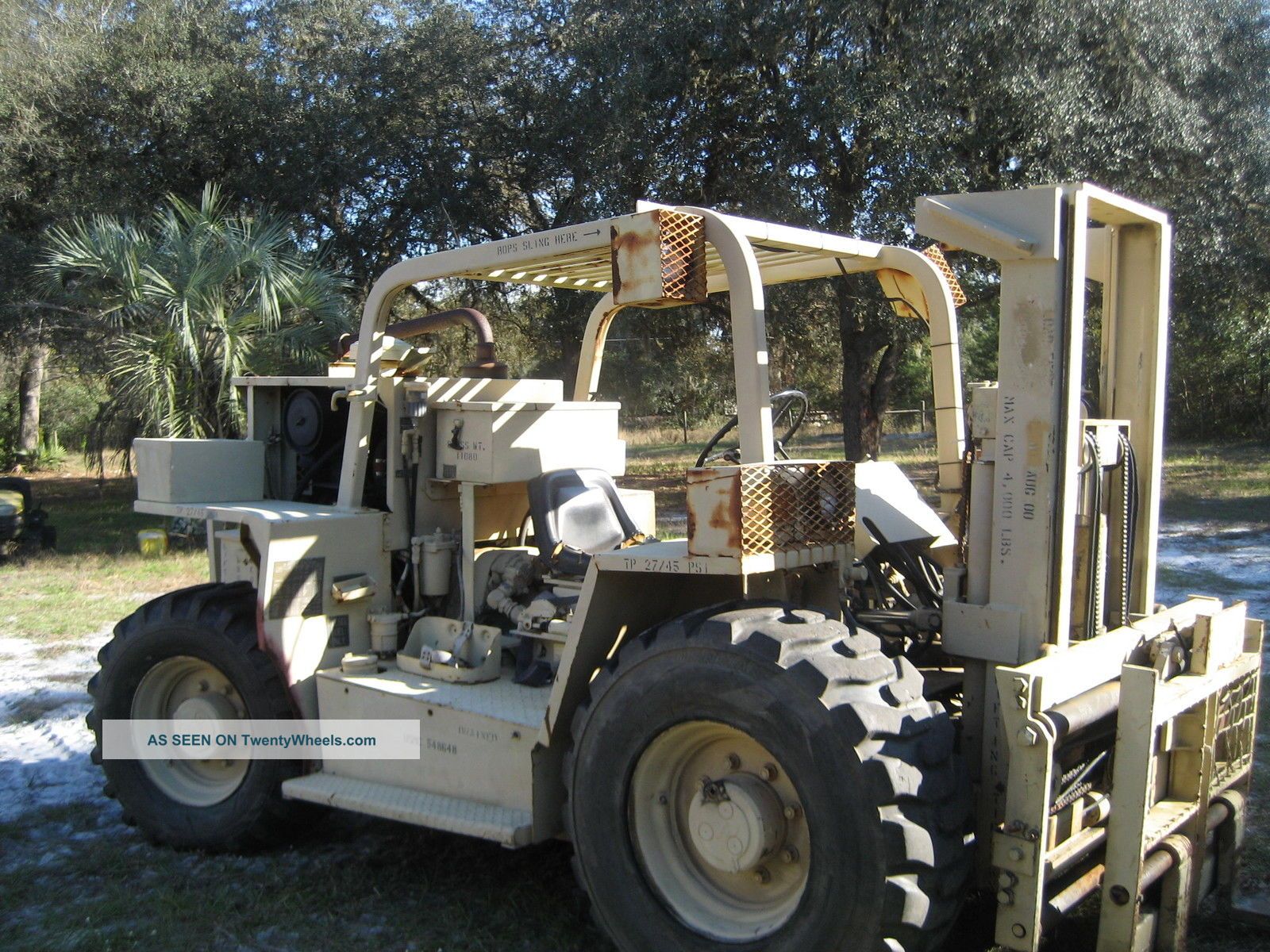 Case Military Forklift Forklifts photo