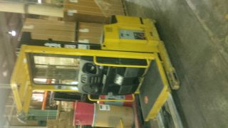 Electric Order Picker Forklift Yale 2005 In Excellent Ready To photo
