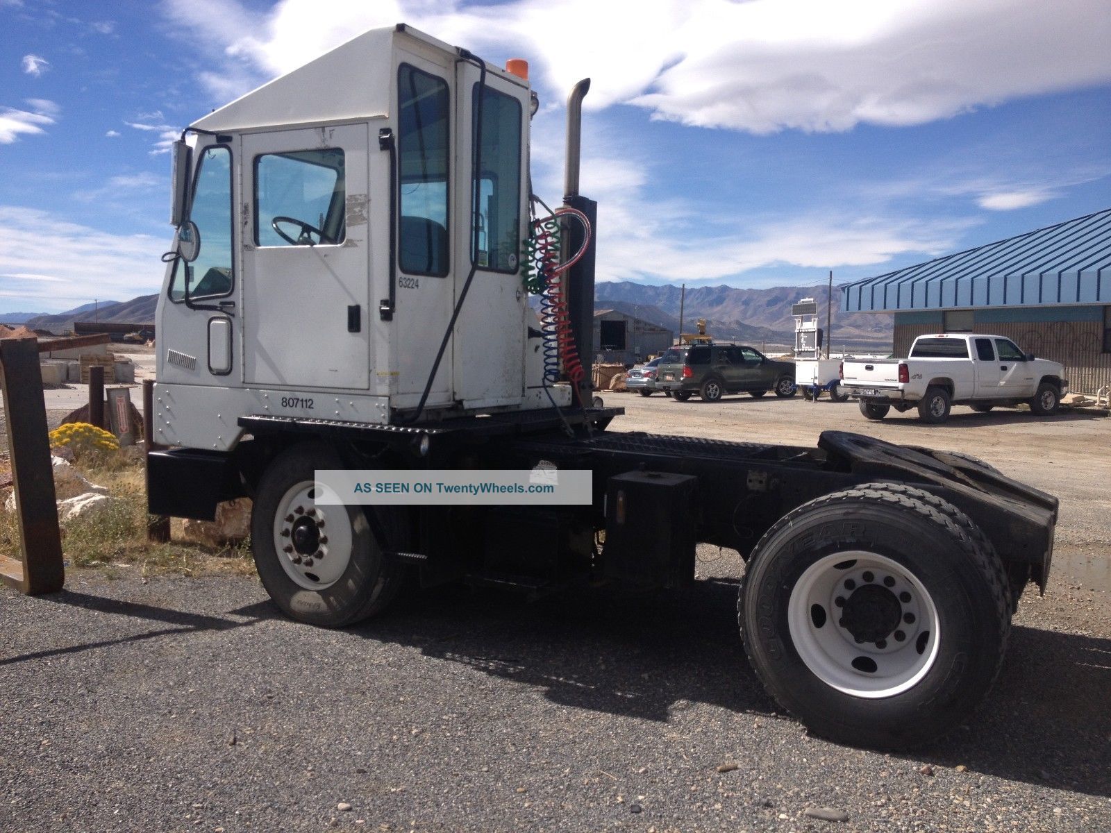 Yard Dog Utility Vehicles photo