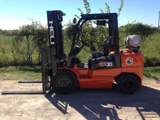 Heli Cpyd30,  6,  000 Base Capacity Pneumatic Tire Forklift With 185 