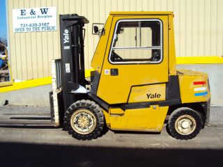 Yale 8000 Lbs 2003 Fork Lift Truck Model Gp080lgngbv088 (w/cab & Fork Clamps) photo