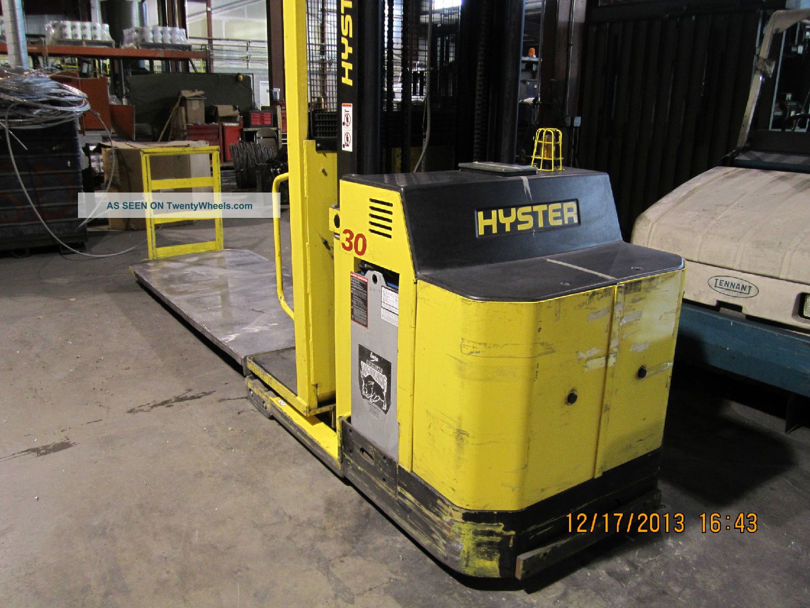 2002 Hyster R30xm2 Premium 24v Forklifts photo