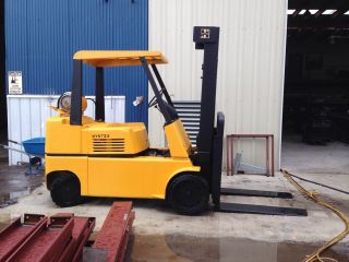 Hyster Forklift 10,  000 Lbs. photo
