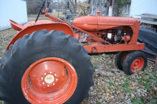 Allis Chalmers Tractor photo