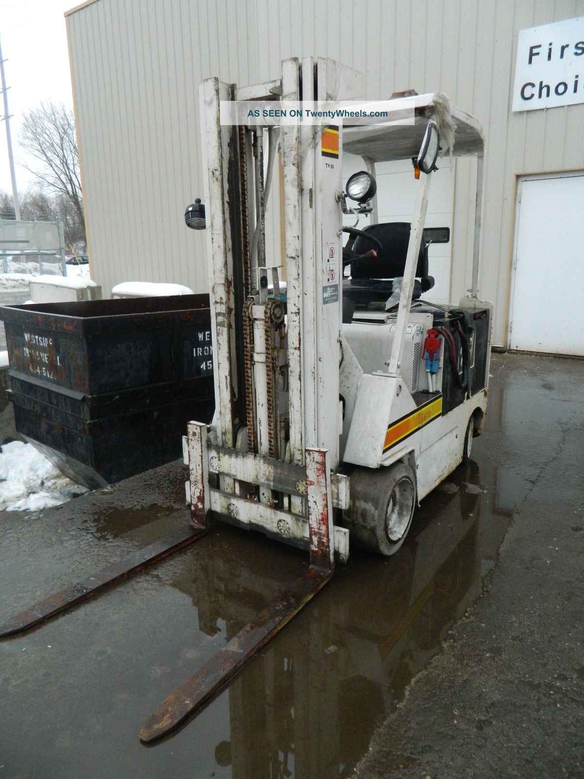 Allis Chalmers 2,  000 Lb.  Electric Lift Truck,  48v,  Christmas Special Forklifts photo