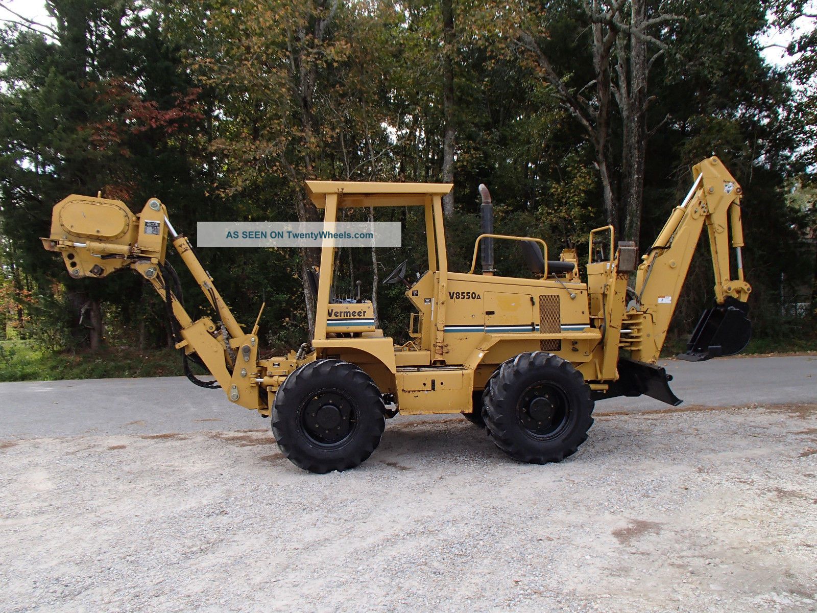 2005 Vermeer V8550a Plow / Backhoe Construction Heavy Equipment Trenchers - Riding photo