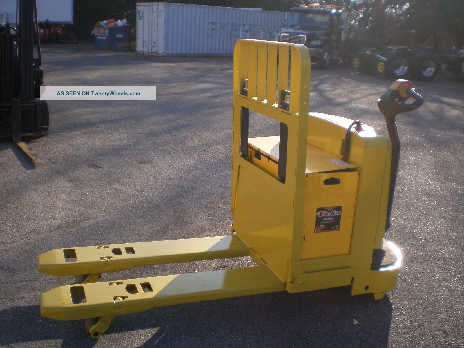 2003 Yale Walkie Pallet Jack 6000 Lbs Capacity