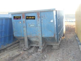 Roll - Off Container 20 Yrd Open Top With Lift Gate photo
