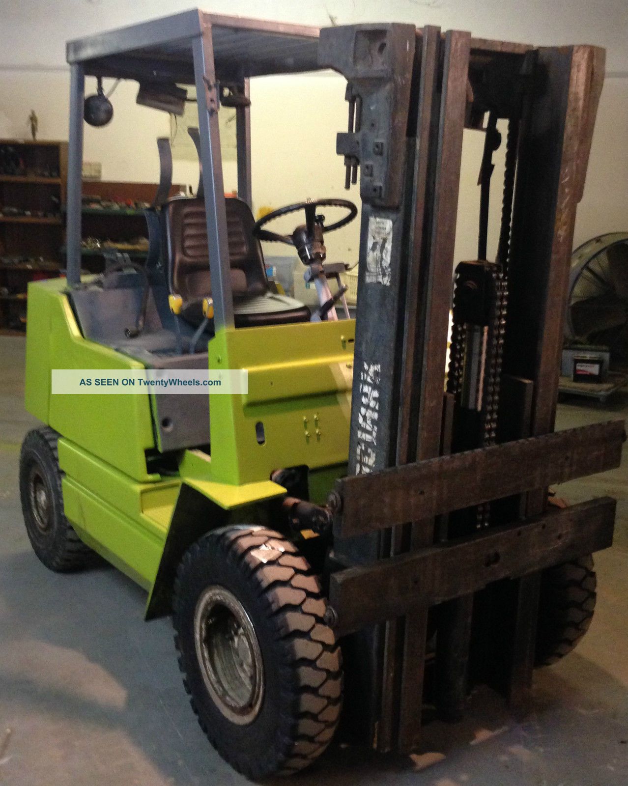 Clark All Terrain Pneumatic Tires 4000 Lb Gps20mb Forklift Lift Truck Forklifts photo