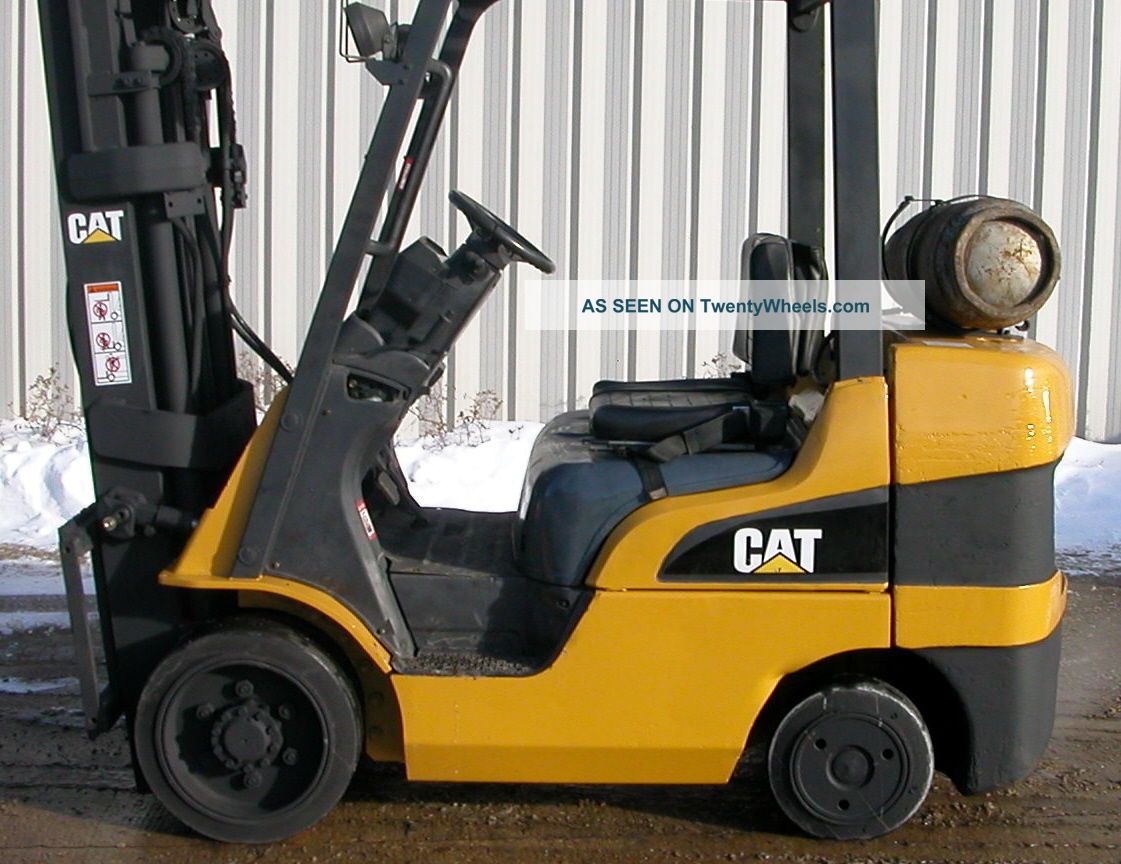 Caterpillar Model C6000 (2005) 6000lbs Capacity Lpg Cushion Tire Forklift Forklifts photo