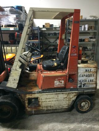 Nissan Forklift photo