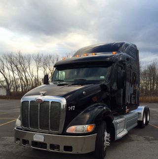 2005 Peterbilt 387 photo