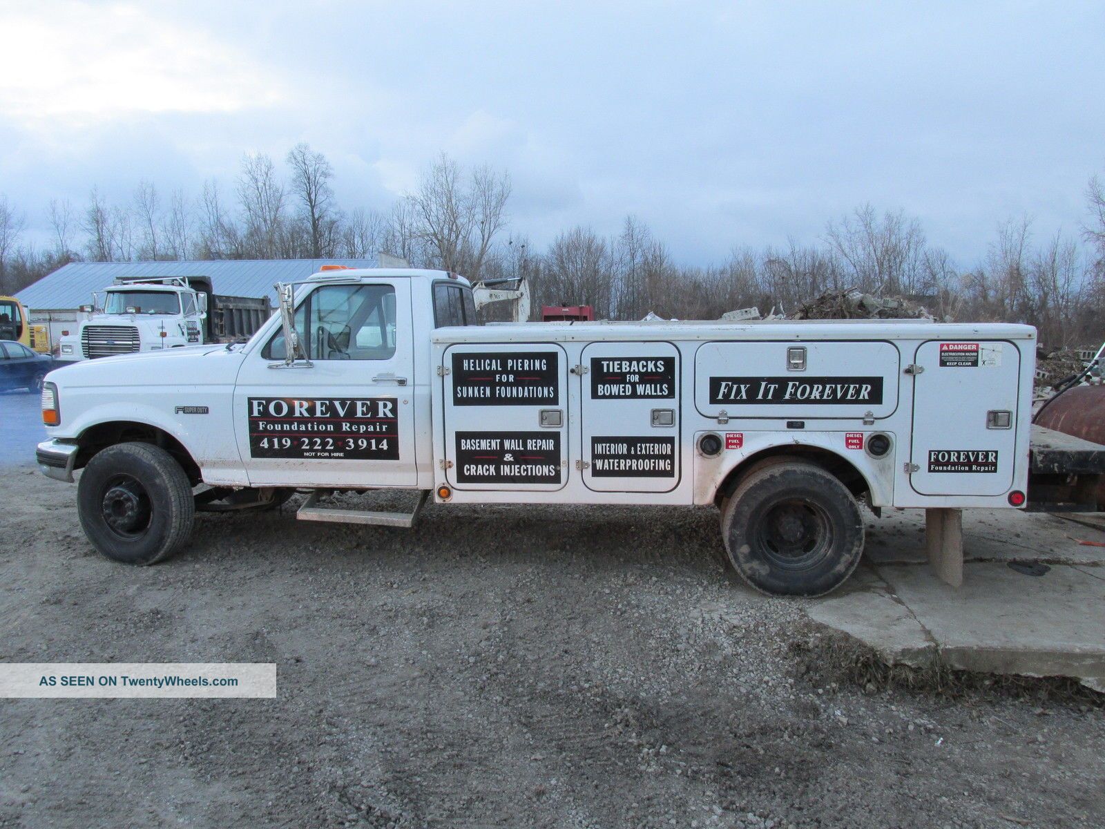 1996 Ford F450 Utility Utility / Service Trucks photo