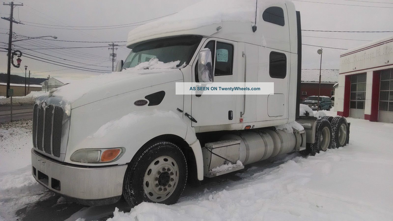 2006 Peterbilt 387 Sleeper Semi Trucks photo