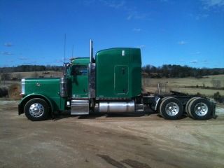 2005 Peterbilt 379 - 127 photo