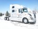 2011 Volvo 780 Sleeper Semi Trucks photo 2