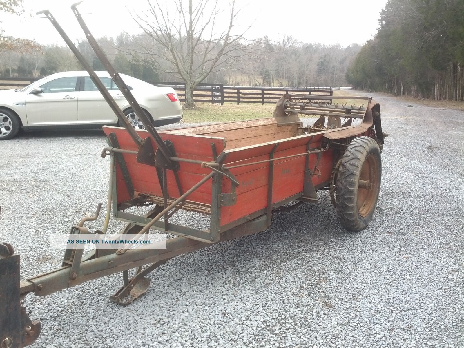 Idea Model 12 Manure Spreader Antique & Vintage Farm Equip photo