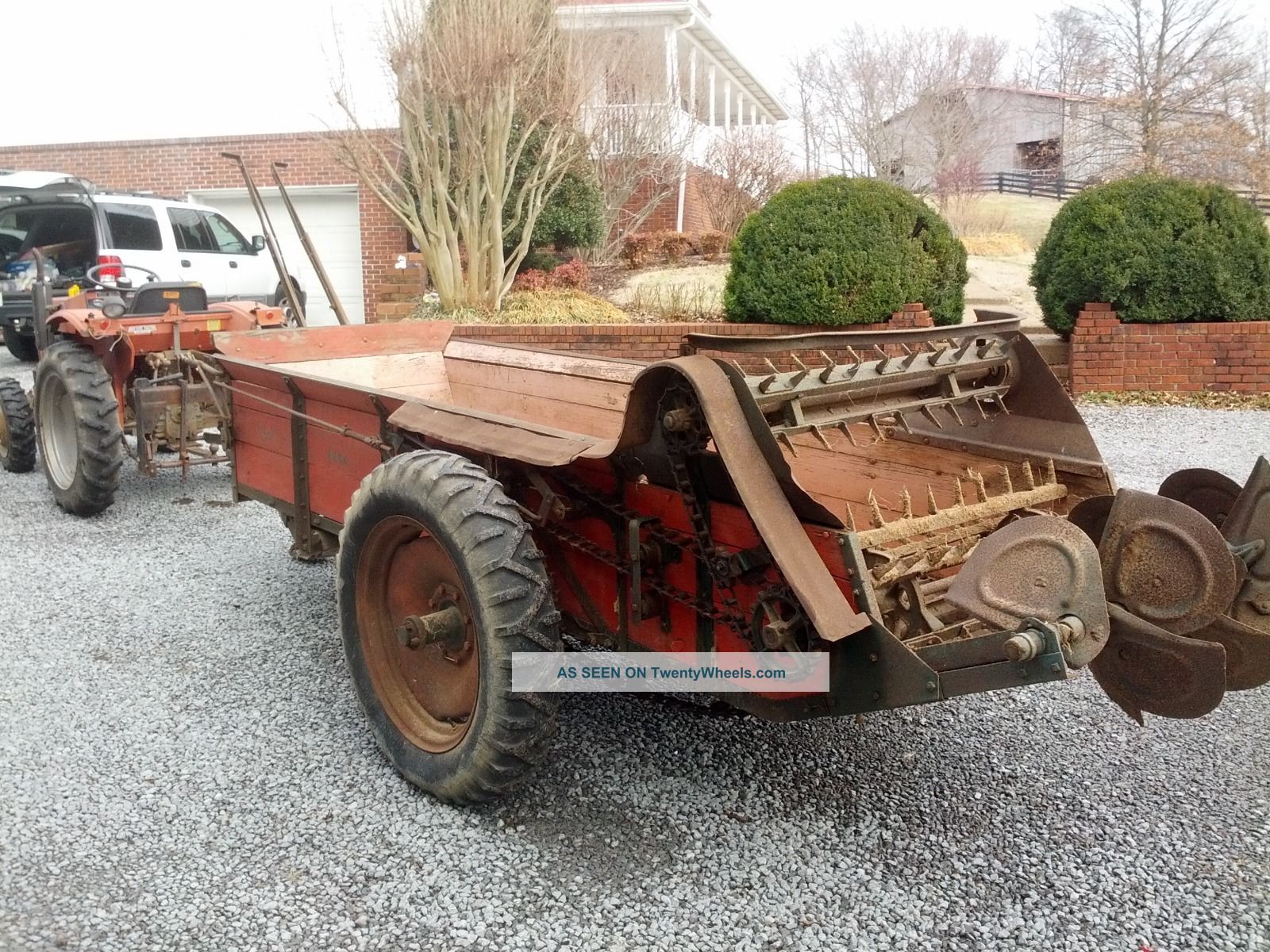 Idea Model 12 Manure Spreader