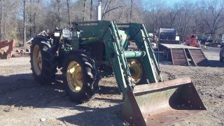 John Deere 2940 4x4 Farm Tractor W/loader 80% Rubber 90hp photo