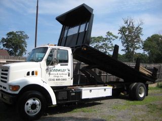 1998 Ford L8501 photo