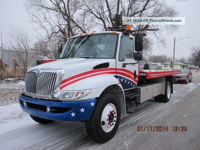 2010 International Durastar Utility / Service Trucks photo