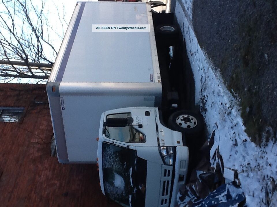 2007 Gmc W4500 Box Trucks / Cube Vans photo
