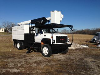2002 Gmc C7500 Forestry Truck photo