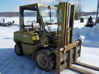 Y600 Clark Fork Lift 14 ' Pneumatic Tire Tractor Loader Diesel Lifts 7,  325 Lbs photo
