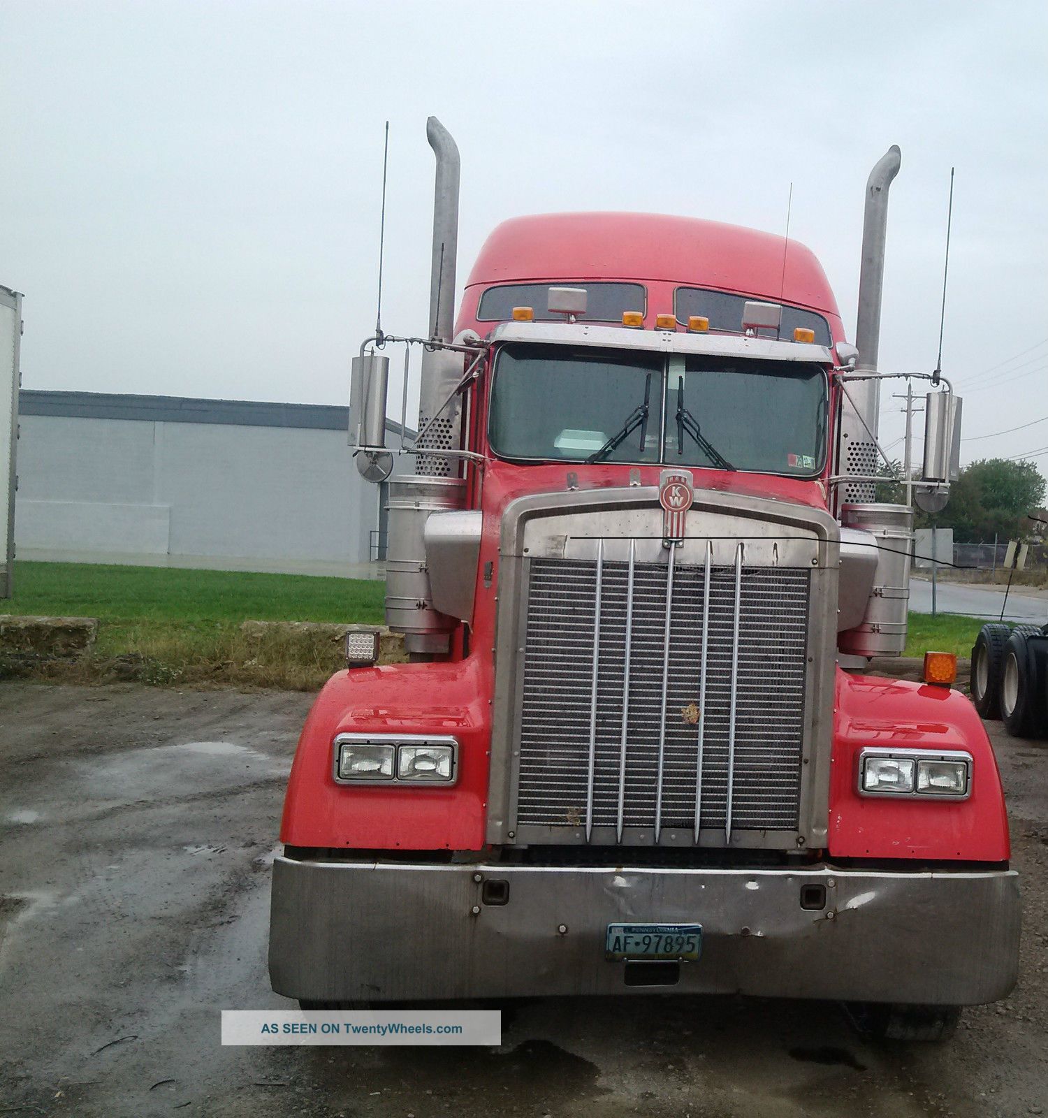 2000 Kenworth W900l Sleeper Semi Trucks photo