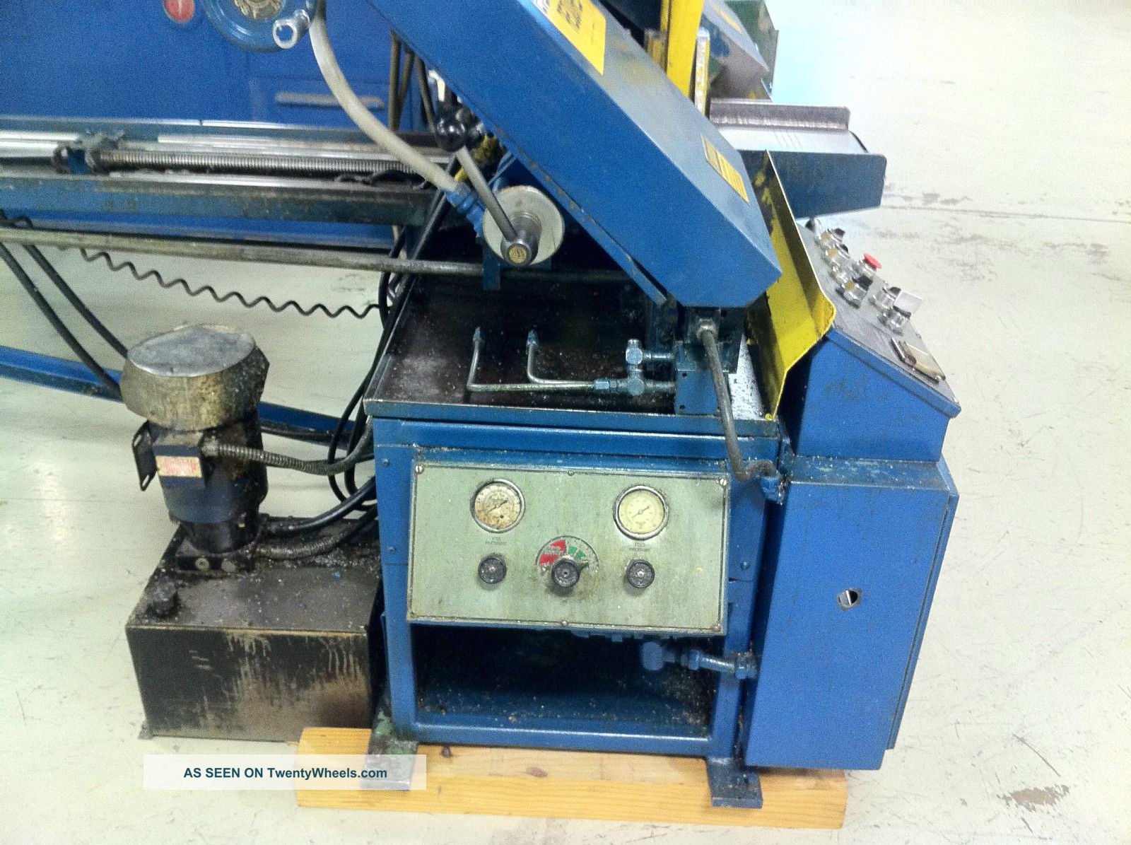 10 " X 12 " Peerless Horizontal Band Saw Model Hb1012 1979