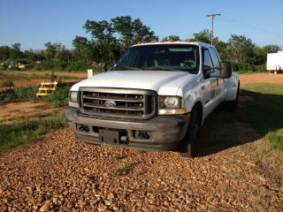 2002 Ford F350 photo