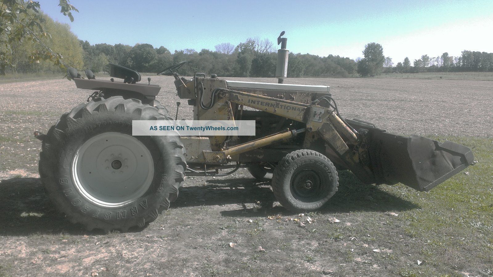 International Loader 3616 Ih 706 806 Backhoe Tractors photo