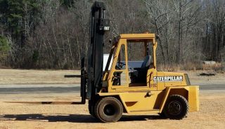 Caterpiller V155c Forklift 15000lb photo