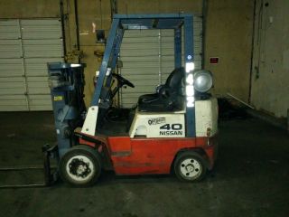 Forklift Nissan Optimum 40 Fork Lift Well Maintained Great Running photo