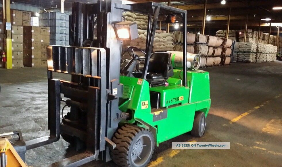 Hyster Forklift 12.  000 Pounds Capacity Forklifts photo