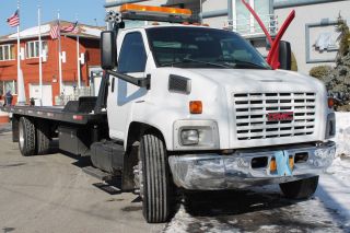 2005 Gmc 6500 photo